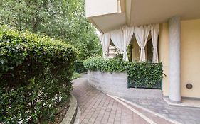Parco Di Monza Apartment